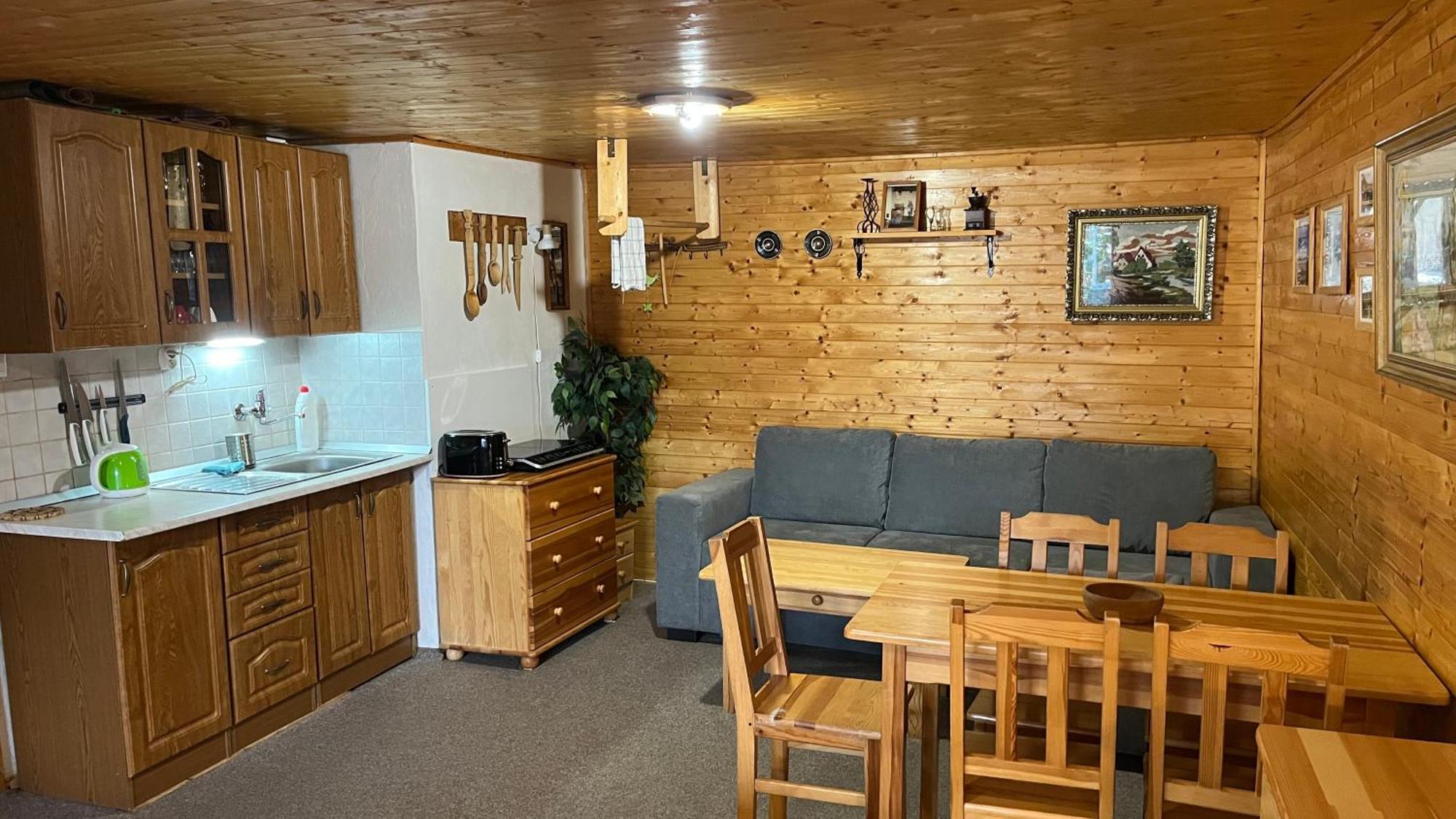 Drevenica U Porubaena Villa Jakubovany  Екстериор снимка