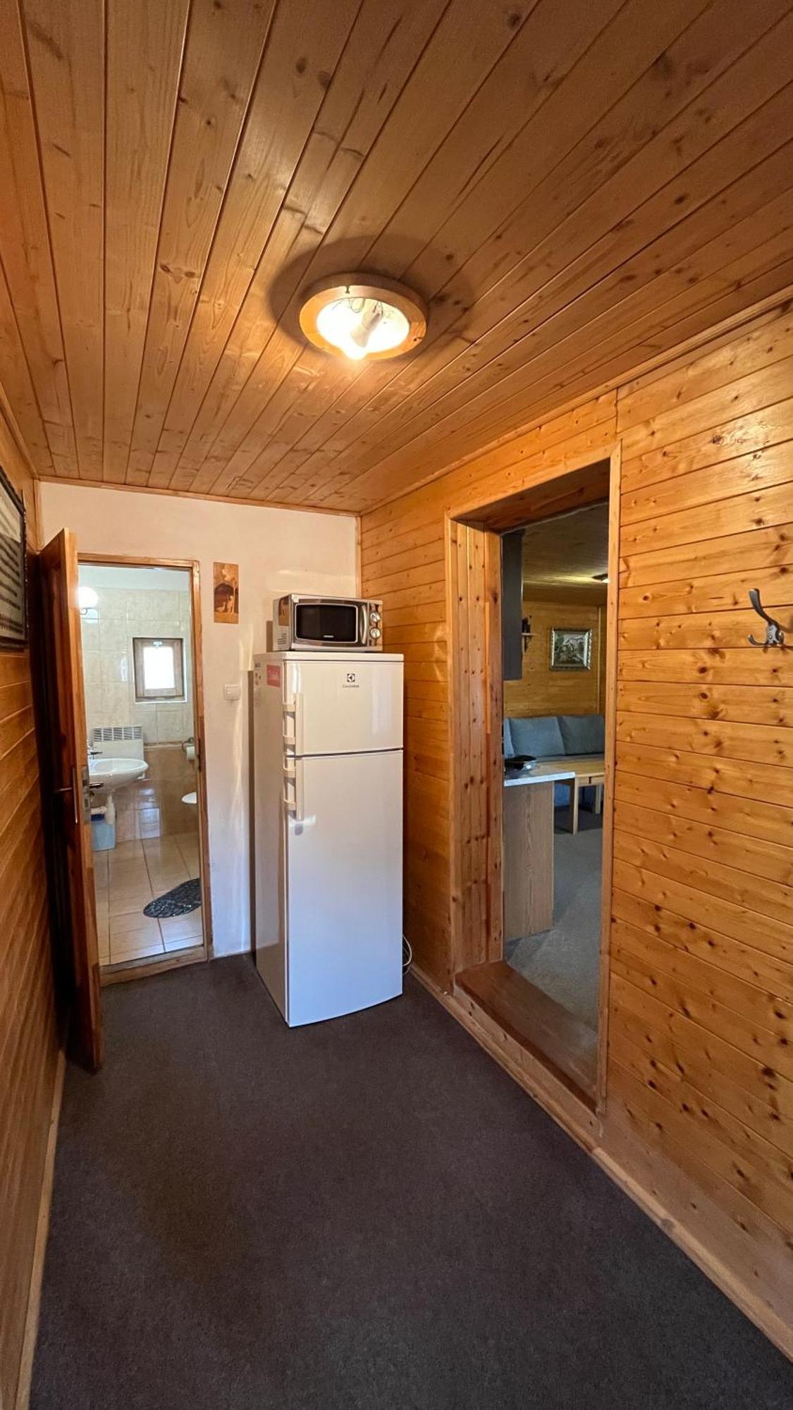 Drevenica U Porubaena Villa Jakubovany  Екстериор снимка